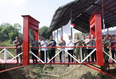 Jembatan Merah Putih Resmi Dibuka, Kapolda Sumsel Bawa ‘Kado’ untuk 2.000 Warga Banyuasin