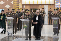 Ketut Sumedana Lantik Pejabat Eselon III dan IV Kejati Sumsel, Perkuat Kinerja dan Profesionalisme Institusi