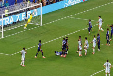 Usai Laga Argentina vs Tanjung Verde, Messi Hormat Kepada Vozinha