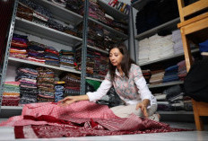UMKM Binaan BRI ‘Kain Indonesia by Shifara’, Hidupkan Nafas Wastra Nusantara Lewat Koleksi Office Wear