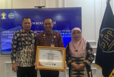 Kanwil Kemenkum Bangka Belitung Sabet Penghargaan Terbaik III Legislasi Daerah 2025