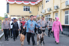 Kapolres OKI Lepas Personel Memasuki Purna Tugas dengan Pemberian Sepasang Kambing