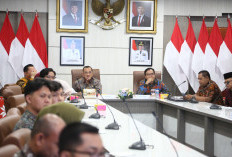Sekda Sumsel Pimpin Rapat Pengelolaan Administrasi Kepegawaian untuk Tingkatkan Kinerja ASN