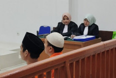 Tangis Mira Ibu Terdakwa Kasus Karung Bekas J&T: Anaknya Dituduh Mencuri, Ganti Rugi Diminta Rp500 Juta