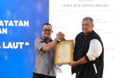 Kemenkum Babel Gandeng Media, Johan Manurung Serahkan Hak Cipta Buku Karya Wartawan