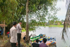 Wisata Air Speedboat di Ogan Ilir Ramai Diminati Warga, Personel Polsek Indralaya Lakukan Pengamanan