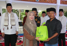 Bupati Muara Enim Berbuka Puasa Bersama Ratusan Petugas Kebersihan