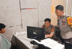 Dituding Palak Kendaraan, Jukir Area Ramayana 24 Ilir Dikeroyok Hingga Patah Tangan 