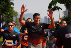 Dirut BSI Finish 5K Run For Humanity Sentul 2025