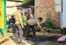 Atasi Potensi Banjir, Jajaran Polrestabes Palembang Bersama Warga Terlibat Langsung Bersihkan Lingkungan 