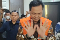 Tepis Terima Fee Rp3,3 Miliar , Bupati Nonaktif Edison “Mohon Doa” kepada Masyarakat Muara Enim