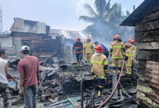 Lihat Kepulan Asap Hitam Pekat, Warga di 5 Ulu Palembang Berhamburan, Api Hanguskan 4 Rumah 2 Terdampak 