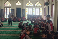 Personel Polda Sumsel Tadarus Al-Qur’an Bersama Santri Ponpes Selama Ramadan