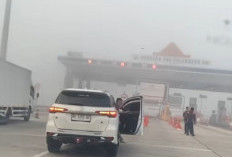 Kabut Tebal Pengaruhi Jarak Pandang Pengendara, Gebang Tol Palindra Sempat Ditutup Sementara