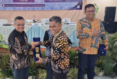 Tim Kemenkes Tinjau Faskes Muara Enim