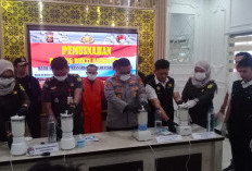 Satres Narkoba Polrestabes Palembang Musnahkan Barang Bukti dari Tangan Tiga Orang Tersangka 