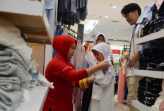 PHR Zona 4 Ajak Anak Yatim Prabumulih Pilih Baju Lebaran Impian