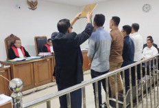Sidang Kasus Perintangan Penyidikan Korupsi Internet Desa, Terungkap Skenario Jahat Soal Uang Rp2,1 Miliar