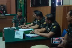 Kopda Bazarsah Penembak Kapolsek Negara Batin Lemas dan Sempat Diberi Air Minum Saat di Ruang Sidang