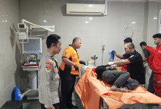 Geger, Remaja Ditemukan Tewas Tergantung di Bekas Rumah Terbakar Lorong RRI 9 Ilir Palembang  