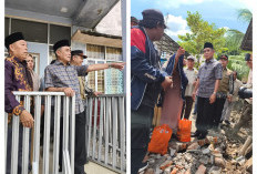 Wabup Ogan Ilir Berikan Bantuan untuk Korban Rumah Roboh di Kecamatan Payaraman Usai Diterjang Banjir