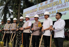 Kapolda dan Gubernur Sumsel Launching Program Belida di Ogan Ilir, Dukung Gerakan Indonesia Asri Presiden