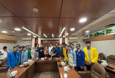 Ketua DPRD Sumsel Andie Dinialdie Kawal Aspirasi Mahasiswa ke Senayan