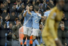 Tumbangkan Palace 3-0, City Tempel Arsenal di Puncak Klasemen Liga Inggris