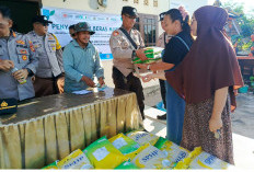 Gerakan Pangan Murah Polsek Lempuing dan Tanjung Lubuk, 7 Ton Lebih Beras Tersalurkan